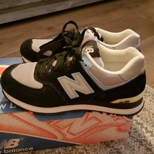 New Balance Sneakers